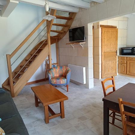 Gite De La Grand Maison Le Noyer Seigy ภายนอก รูปภาพ