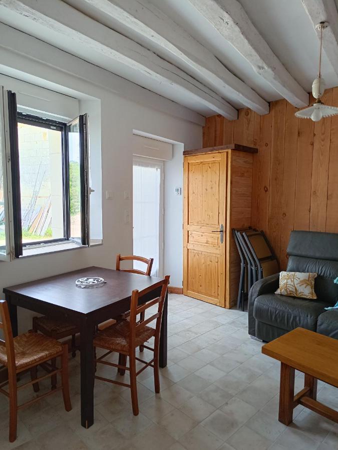 Gite De La Grand Maison Le Noyer Seigy ภายนอก รูปภาพ